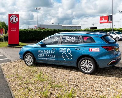 UK car sales top 2m in 2025 as Chinese brands boom