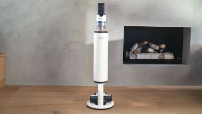 I spent a month with Levoit's self-emptying vacuum cleaner: here's my honest verdict