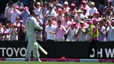 Retiring Khawaja fails to fire in possible swansong