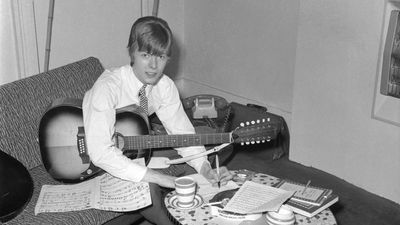 This Mid-Century Showpiece Defined David Bowie '60s Living Room – and It's Trending Again for 2026