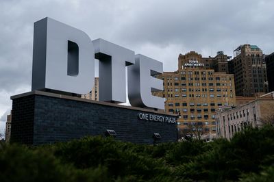 Michigan loophole makes it difficult to track utilities’ donations to politicians