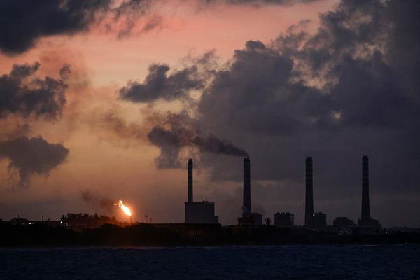 Trump says US companies will invest billions in Venezuelan oil production. Experts aren’t so sure