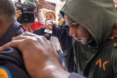 Rapper Tekashi 6ix9ine becomes latest celebrity inmate at notorious NYC jail after surrendering on live stream