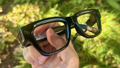 Meta adds a teleprompter and EMG handwriting to Ray-Ban Display, but it's also delaying international availability to prioritize the US market. Here's what this tells us about how the smart display glasses are doing.