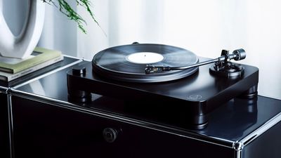 Audio-Technica's new AT-LP7X turntable offers ample versatility in a sleek, modern design