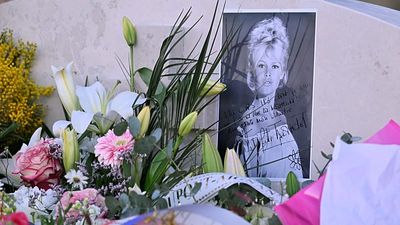France says farewell to film star Brigitte Bardot with funeral and public homage in Saint-Tropez