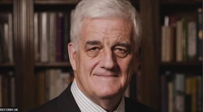 Nigel Farage tells mayoral candidate to apologise for saying David Lammy should 'go home'