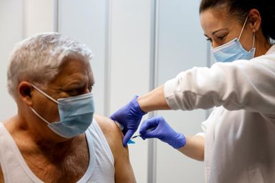 Highly transmissible flu strain infects more than 2,500 Australians