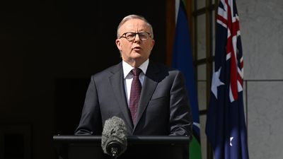 PM vows quick answers after yielding to Bondi inquiry