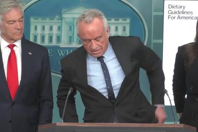 RFK Jr’s duck ringtone interrupts White House press conference
