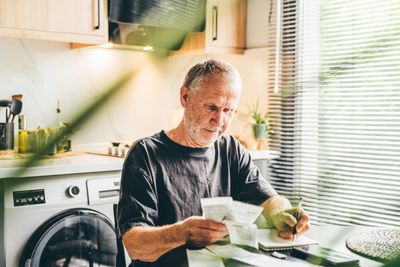 Top economist says latest jobs data shows a 'gut-wrenching’ labor market for the middle class