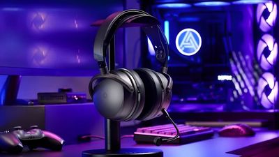 Audeze slams out the new planar magnetic Maxwell 2 headset with 16 improvements over the original and still-brilliant design