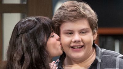 Shifting Gears Referencing The White Lotus During Its Winter Premiere Was Not On My Bingo Card, But It Was Perfect