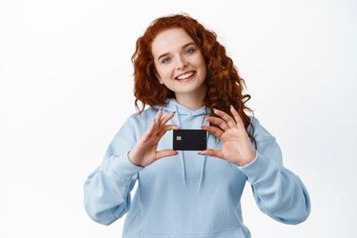 What To Look For When Opening A Bank Account For Your Teen