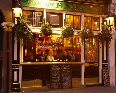 Reeves’s promise of pub business rates U-turn averts Labour rebellion
