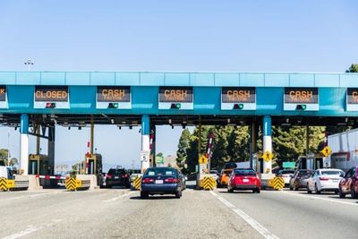 Toll Text Traps Are Back In These States: 7 Clues a “Pay Now” Link Is a Scam (Before It Drains You)