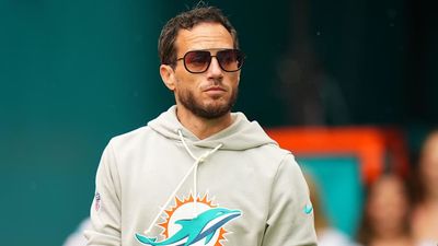 Mike McDaniel Instantly Linked By Fans to One NFL Team After Being Fired By Dolphins