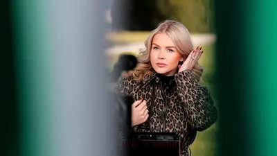 Trump’s press secretary accused of delivering ‘North Korea-style propaganda’, then she shows up to briefing dressed like this