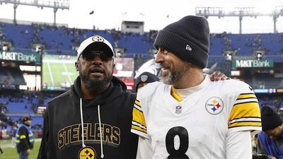 Aaron Rodgers Responds to Rumors About Mike Tomlin Moving On From Steelers