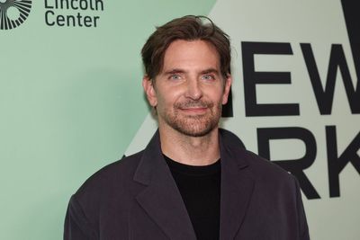 Bradley Cooper breaks silence on plastic surgery rumours