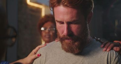 9 Social Expectations Guys Are Rejecting