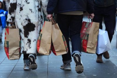 Retail footfall slumps in December