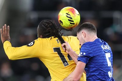 Everton ‘surprised’ by failed Michael Keane appeal over red card for pulling opponent’s hair