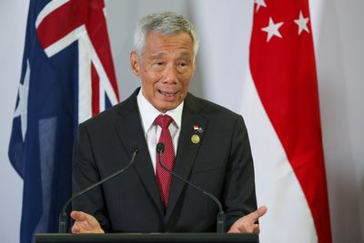 Singapore’s former leader admits US raid on Venezuela has left small countries alarmed