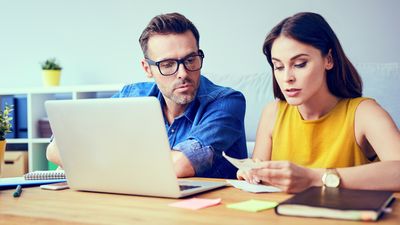 Should You Stop Using Autopay in 2026? Experts Weigh In