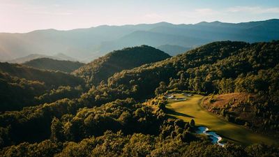 Arnold Palmer Is the Mountain King With This Stunning Course in the Carolinas