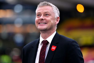 Ole Gunnar Solskjaer to hold talks with Manchester United on Saturday
