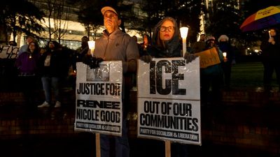 ICE shoots 2 in Portland Oregon, as officals allege federal agents impersonating utility workers in the state