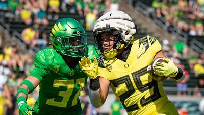 Oregon Moves Two Defensive Backs to Running Back Amid Peach Bowl Roster Crunch