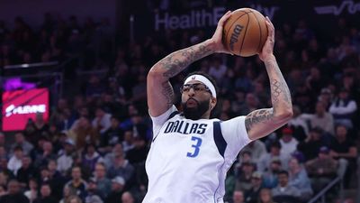 Anthony Davis Has Hand Injury That Could Cost Him Months