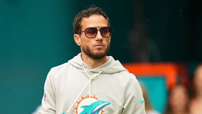 Mike McDaniel to Interview With AFC South Team for Head Coaching Opening