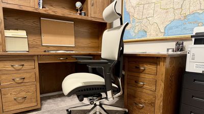 X-Chair X-Tech review: My kids called this an office chair built for the boss - and with its cooling, heating, and massaging features, I agree