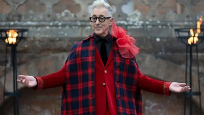 One Actor Is Such a Bad Player on ‘The Traitors’