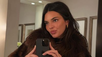 Critics Unleash Brutal Evidence to Expose Kendall Jenner Following Her High-Stakes Denial of Ever Having Facial Plastic Surgery