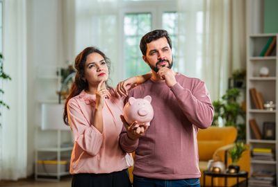 Is Financial Independence Easier Without Traditional Family Costs?