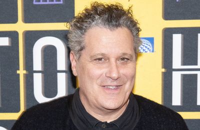 Isaac Mizrahi says Gwyneth Paltrow 'has the best backside in show business'