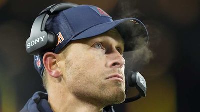 NFL Fans Ripped Ben Johnson for Controversial Fourth-Down Decisions in Bears-Packers