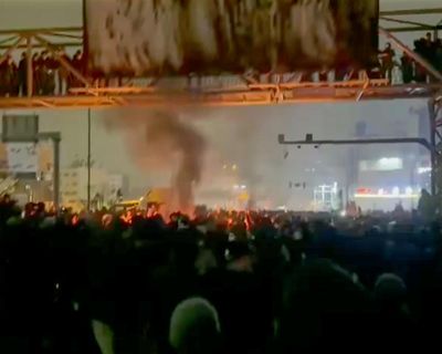 UK wants any transition of power in Iran to be peaceful, says minister