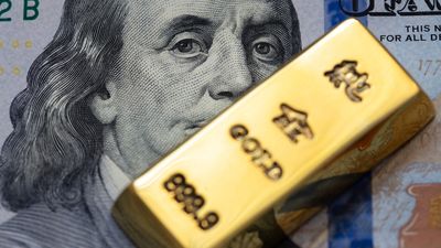 I Asked ChatGPT for the Best Alternatives To Investing In Gold: This Is What It Said