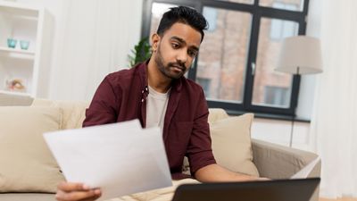 3 Key Signs You Can’t Actually Afford Your Middle-Class Lifestyle