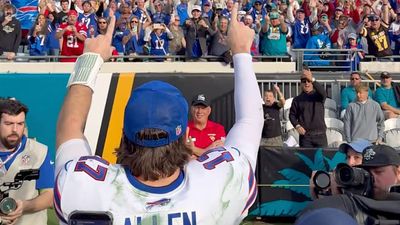 Josh Allen Shared Awesome Moment With a Swarm of Bills Fans After Beating Jaguars