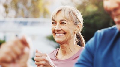 I’m a personal trainer who works with seniors — build lower body and core strength with these exercises you can do on your bed