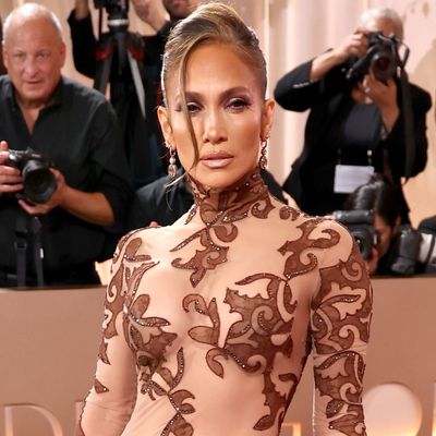 Jennifer Lopez Proves Naked Dresses Aren't a Trend in 23-Year-Old Gown at the 2026 Golden Globes