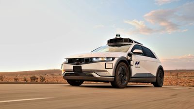 Hyundai and Aptiv Joint Venture Motional Revives Robotaxi Plan with AI-First Approach