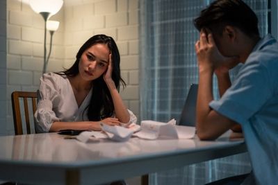 7 Common Money Habits That Increase Stress Instead of Reducing It