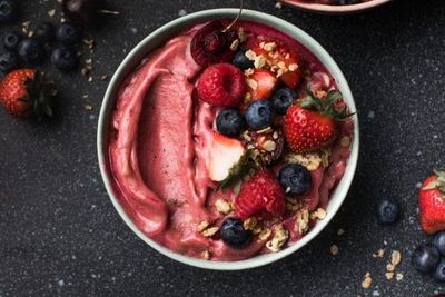 5 “Healthy” Snacks That Are Spiking Your Blood Sugar Dangerously High